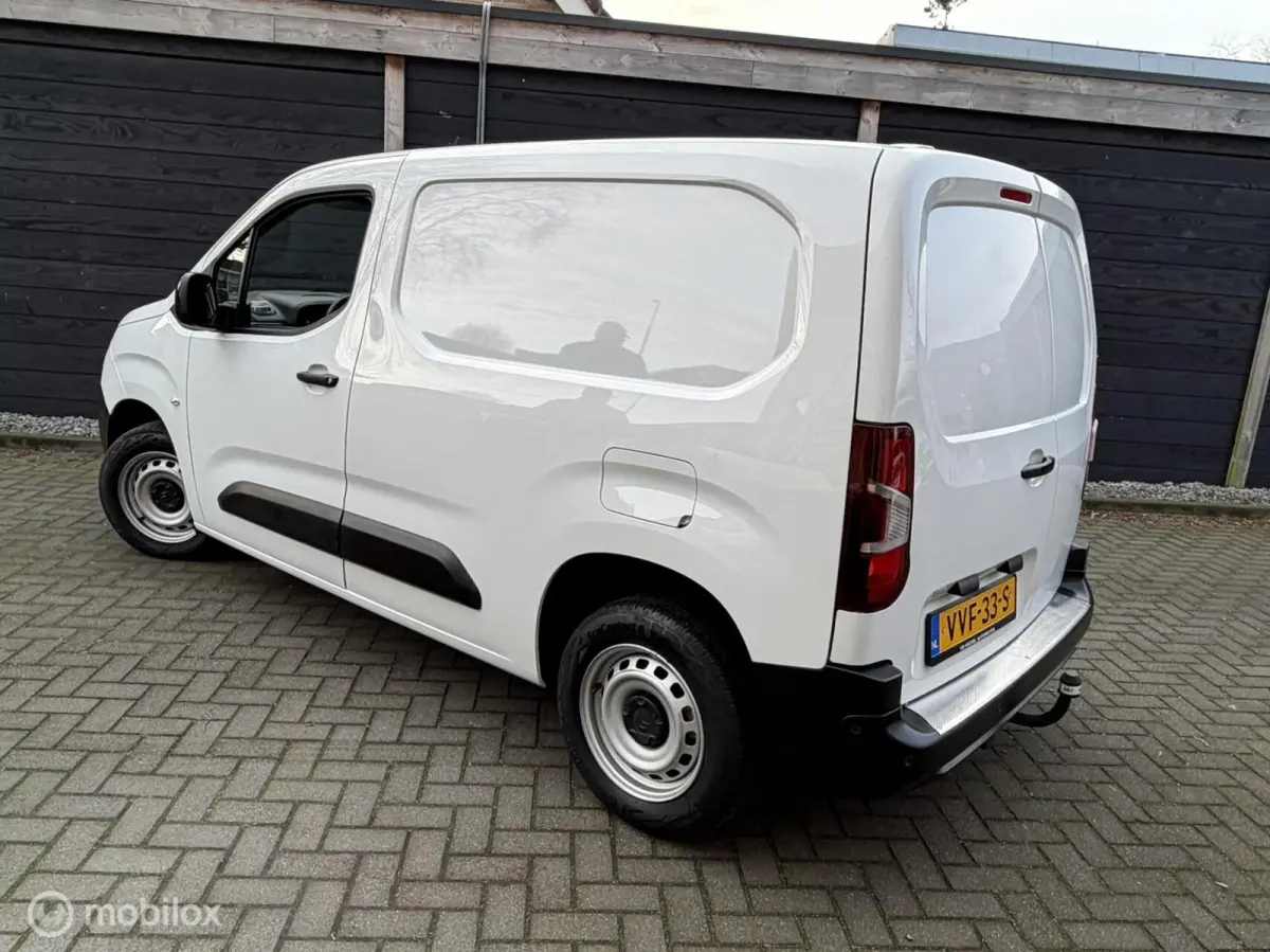 bestel 1.5 BlueHDi 100 PK Airco / Carplay / Trekhaak / 36.350 KM!!!
