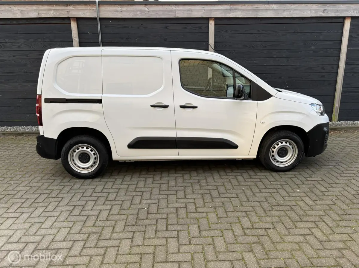 bestel 1.5 BlueHDi 100 PK Airco / Carplay / Trekhaak / 36.350 KM!!!