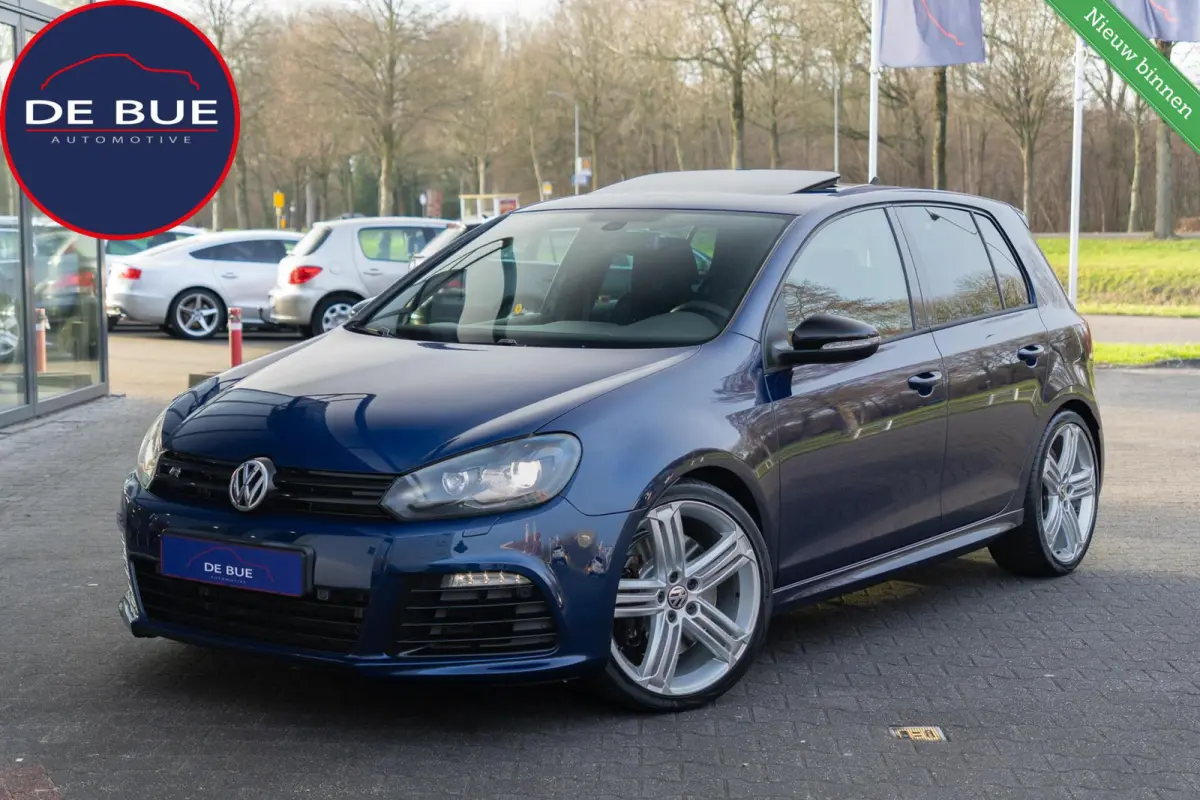 2.0 R 4-Motion|Org NL NAP|1ste Eig|DSG|Leder|Schuifdak|DCC|Camera|5-Deurs|Xenon|ShadowBlue|Youngtimer|Dealer Onderhouden|UNIEK
