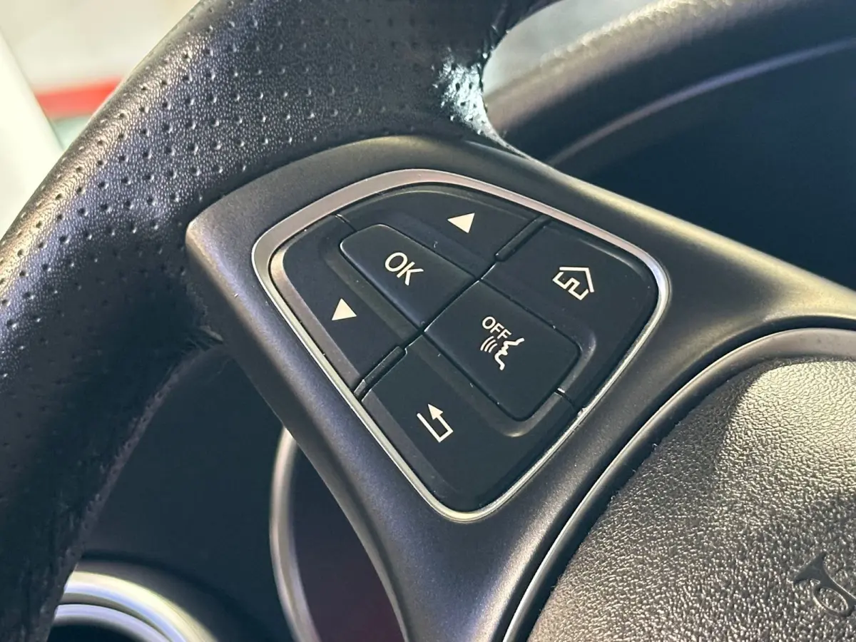 300 4MATIC Automaat Apple carplay Navi Leder Camera Nieuwe Apk