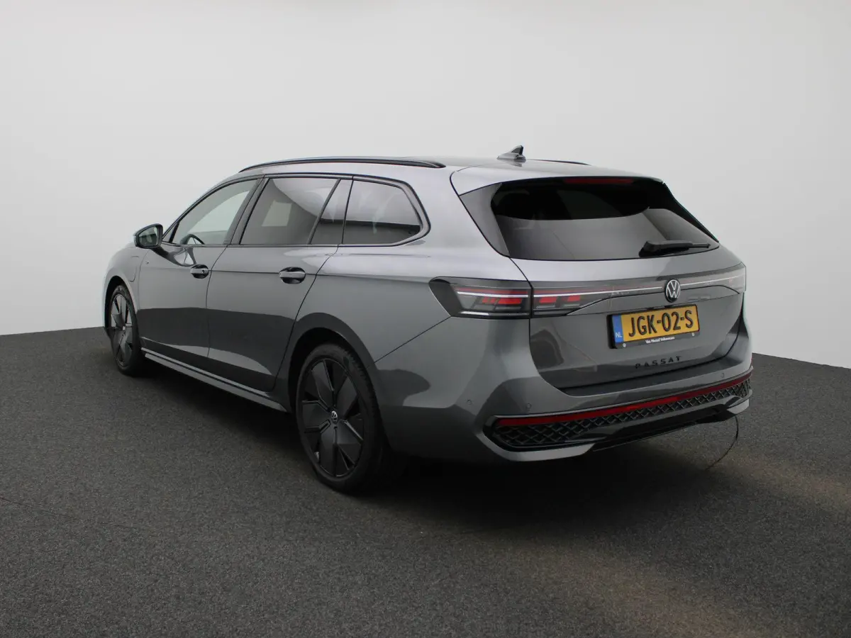 1.5 eHybrid R-Line Edition