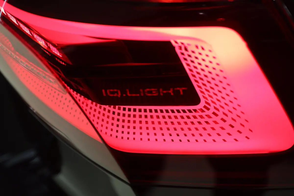 2.0 TSI R 4Motion /PERFORMANCE/AKRAP/PANO/HUD/IQ/H-K/VOL