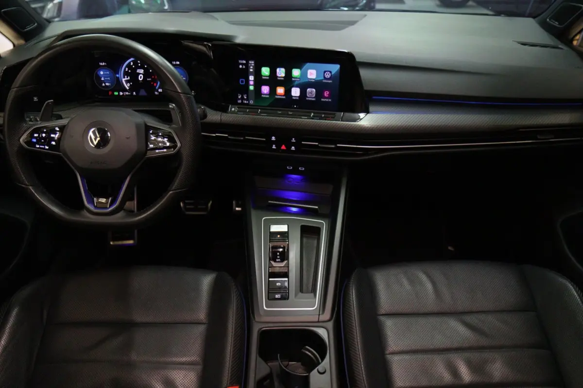 2.0 TSI R 4Motion /PERFORMANCE/AKRAP/PANO/HUD/IQ/H-K/VOL