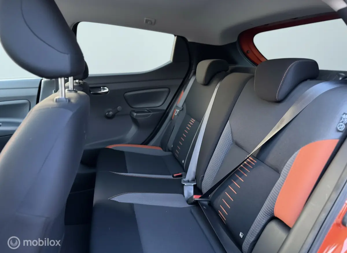 1.0L Acenta | 2017 | Cruise Control | Airco | Isofix