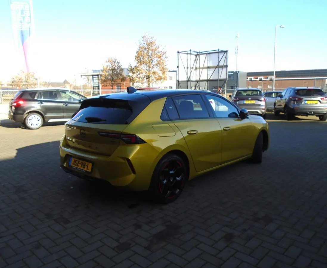 1.6 Hybrid GS Line,Carplay,360 Camera,Navi