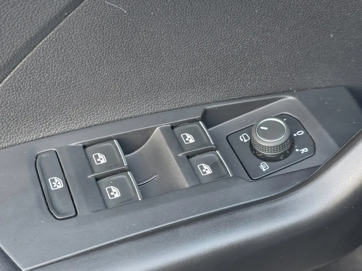 1.0 TSI Style |Navigatie | Achteruitrijcamera | Stoelverwarming