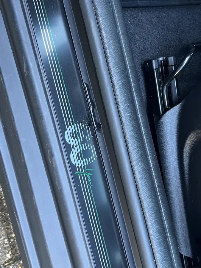 Mini 1.5 60 Years Edition VOL! | AUTOMAAT | HEAD-UP DISPLAY | LEDER | SCHUIF/KANTELDAK | CARPLAY/ANDROID | HARMAN/KARDON | NAVI | ADAPTIVE CRUISE CONTROL | PDC V+A | CLIMATE CONTROL | LMV 17