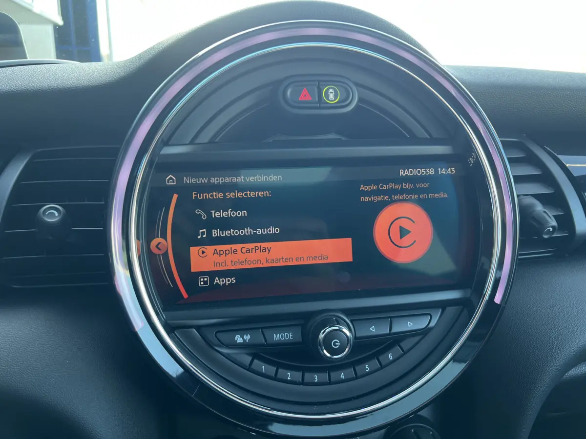 Mini 1.5 60 Years Edition VOL! | AUTOMAAT | HEAD-UP DISPLAY | LEDER | SCHUIF/KANTELDAK | CARPLAY/ANDROID | HARMAN/KARDON | NAVI | ADAPTIVE CRUISE CONTROL | PDC V+A | CLIMATE CONTROL | LMV 17
