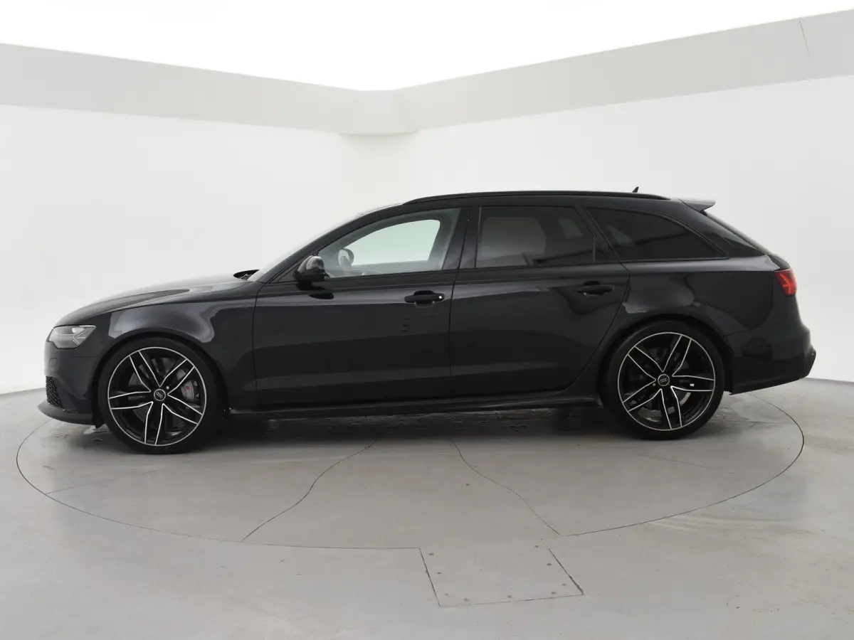 4.0 TFSI V8 605 PK PERFORMANCE + KERAMISCH | B&O | AUDI EXCLUSIVE LEDER | CARBON | 21 INCH | 360 CAMERA