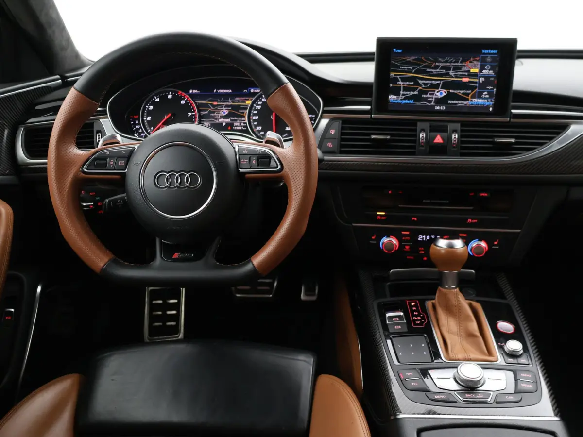 RS6 4.0 TFSI V8 605 PK PERFORMANCE | KERAMISCH | B&O | AUDI EXCLUSIVE LEDER | CARBON | 21 INCH | 360 CAMERA