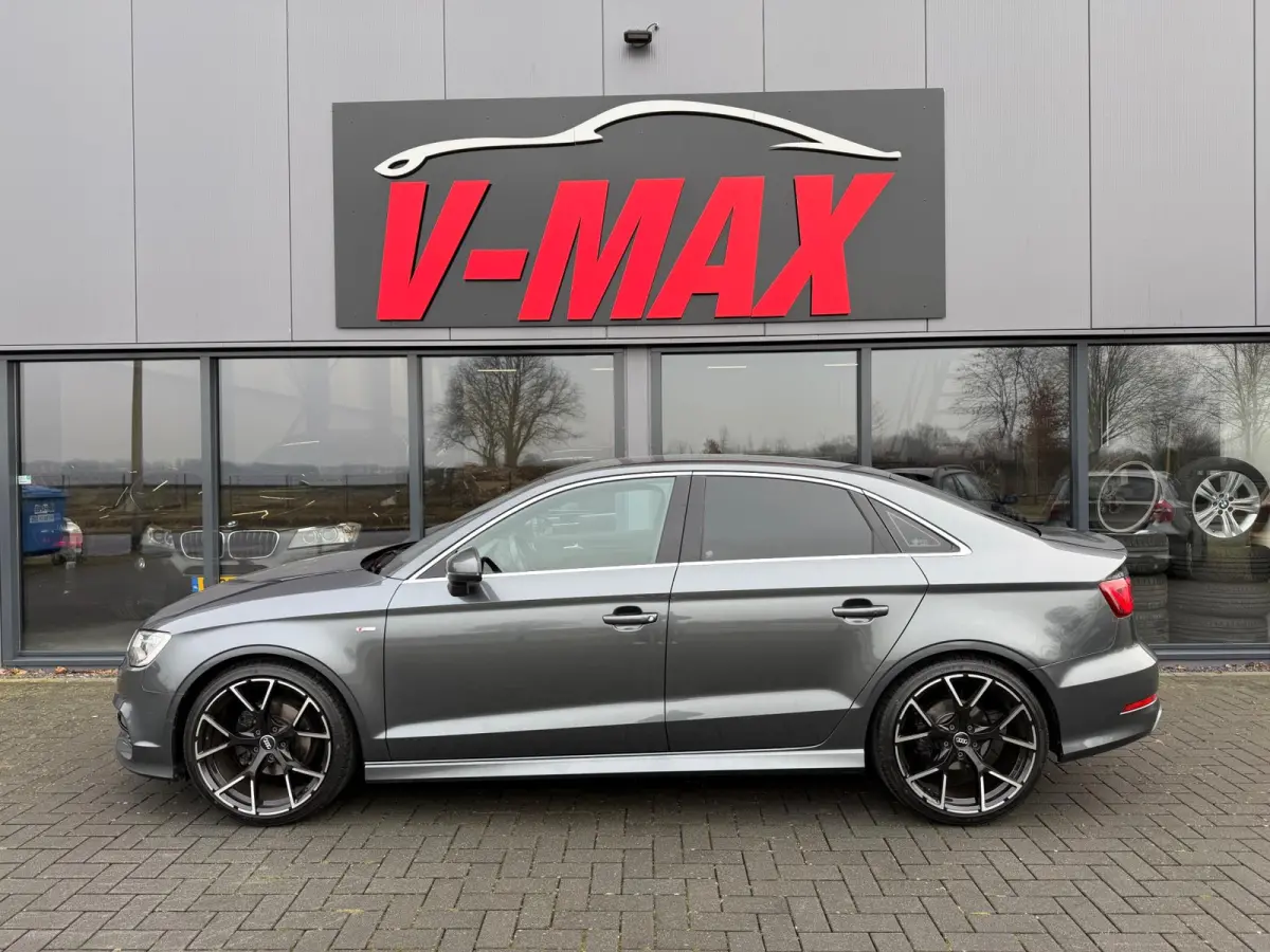 1.4 TFSI 3X S-Line Carplay LED Stoelverw.
