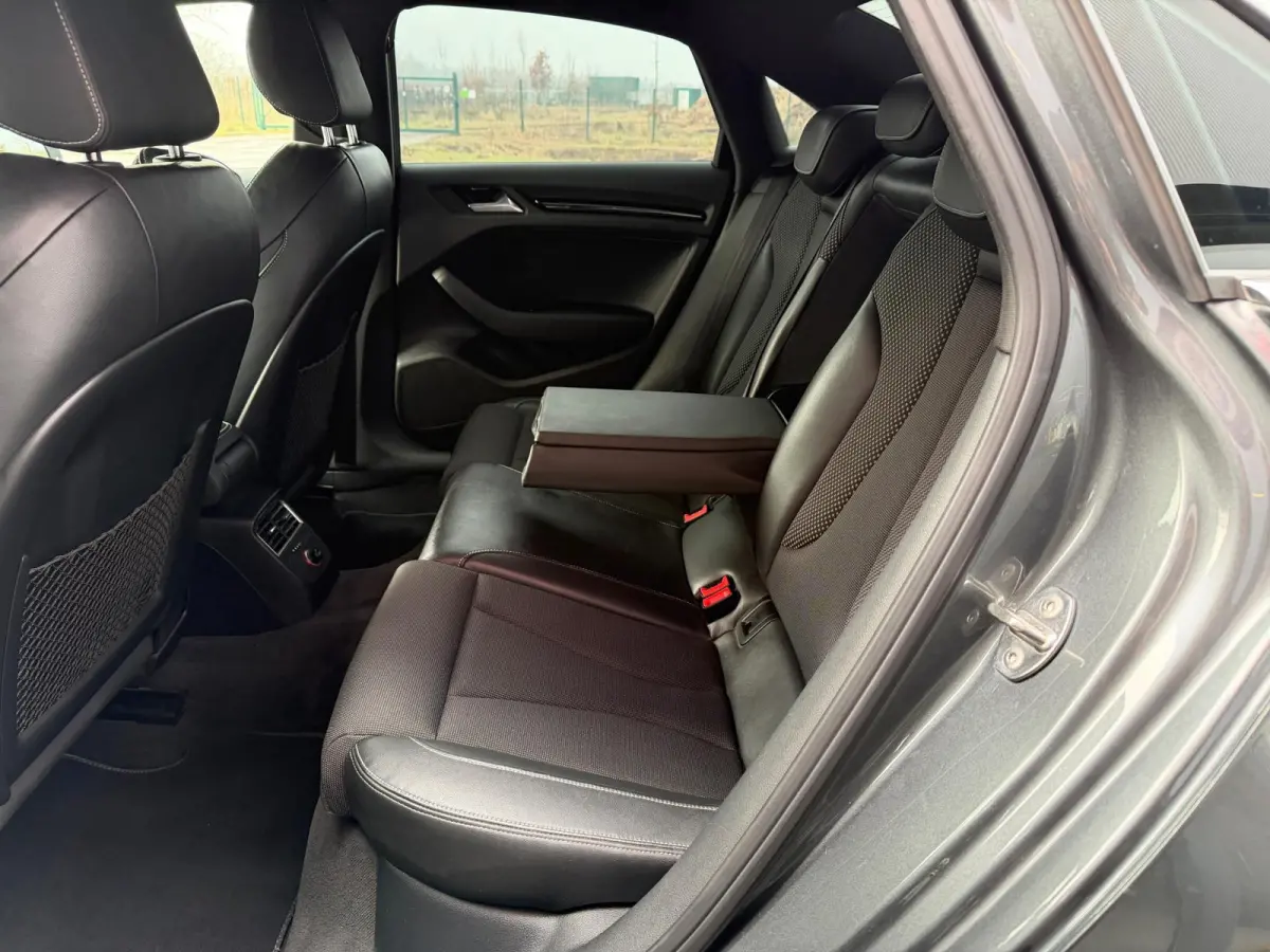 1.4 TFSI 3X S-Line Carplay LED Stoelverw.