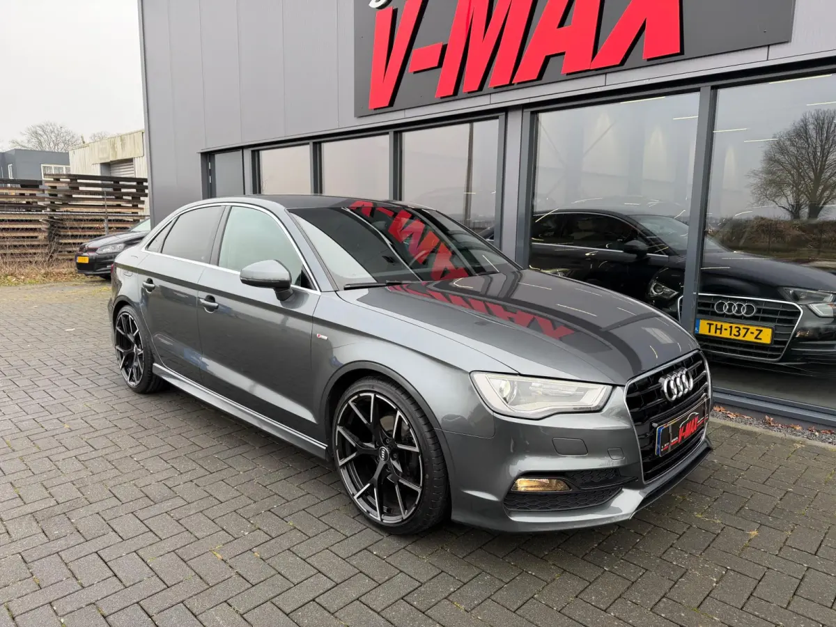 1.4 TFSI 3X S-Line Carplay LED Stoelverw.