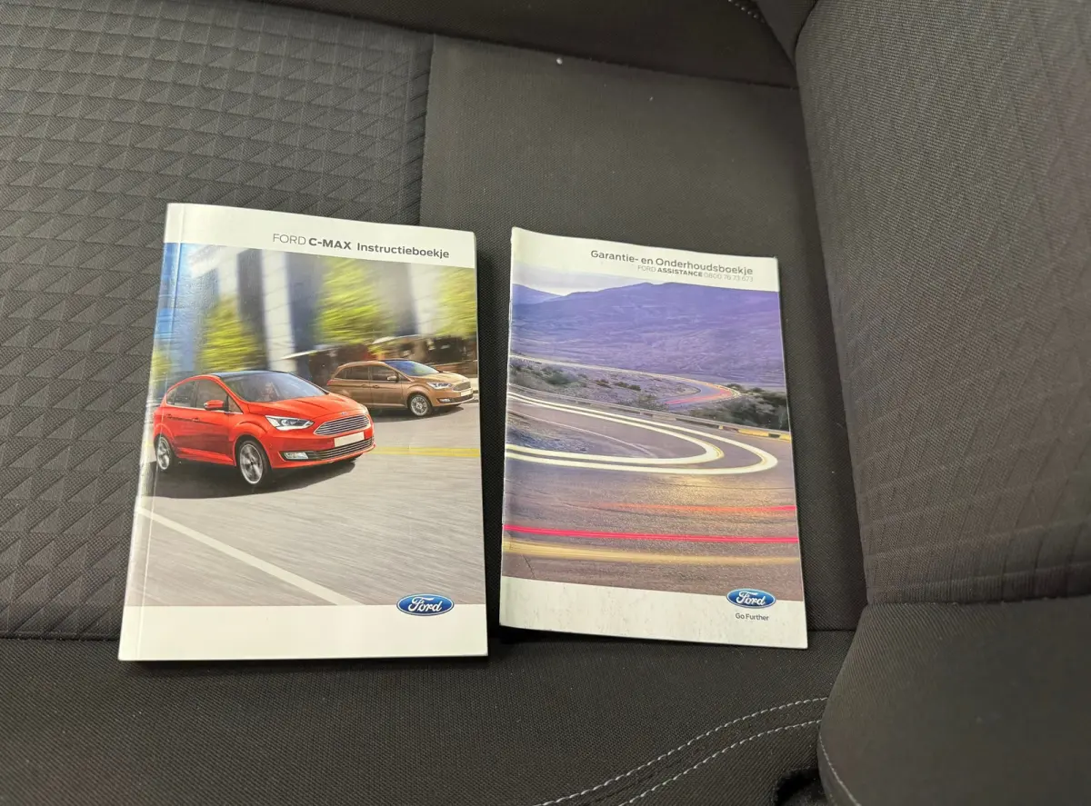 1.0i Trend 100% onderhouden Navigatie Parkeerhulp Mooi! Allseason banden