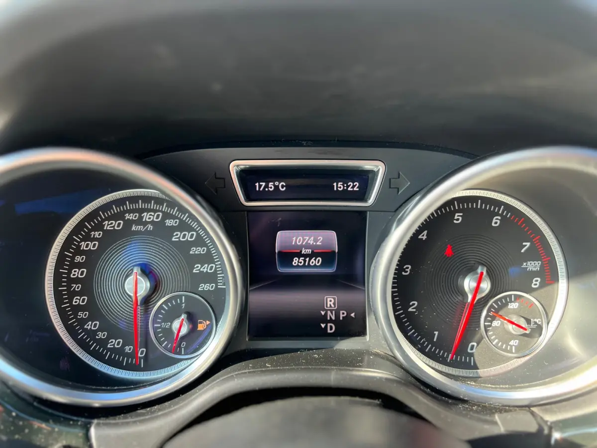 350 / SCHUIFDAK / LEER / XENON / NAVI / CAMERA / MEMORY / INRUIL MOGELIJK