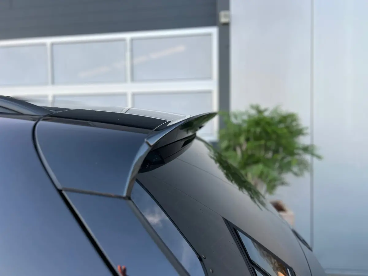 63 AMG S 4MATIC+ / KUIPSTOELEN / KERAMISCH / CARBON / BLACK ON BLACK
