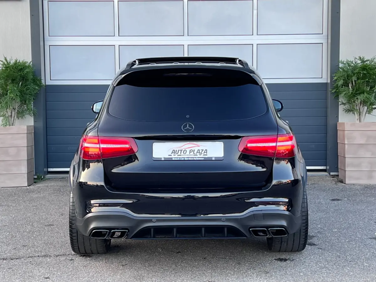 63 AMG S 4MATIC+ / KUIPSTOELEN / KERAMISCH / CARBON / BLACK ON BLACK