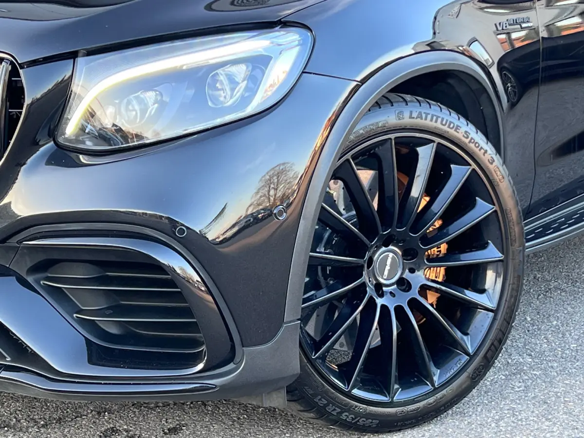 63 AMG S 4MATIC+ / KUIPSTOELEN / KERAMISCH / CARBON / BLACK ON BLACK