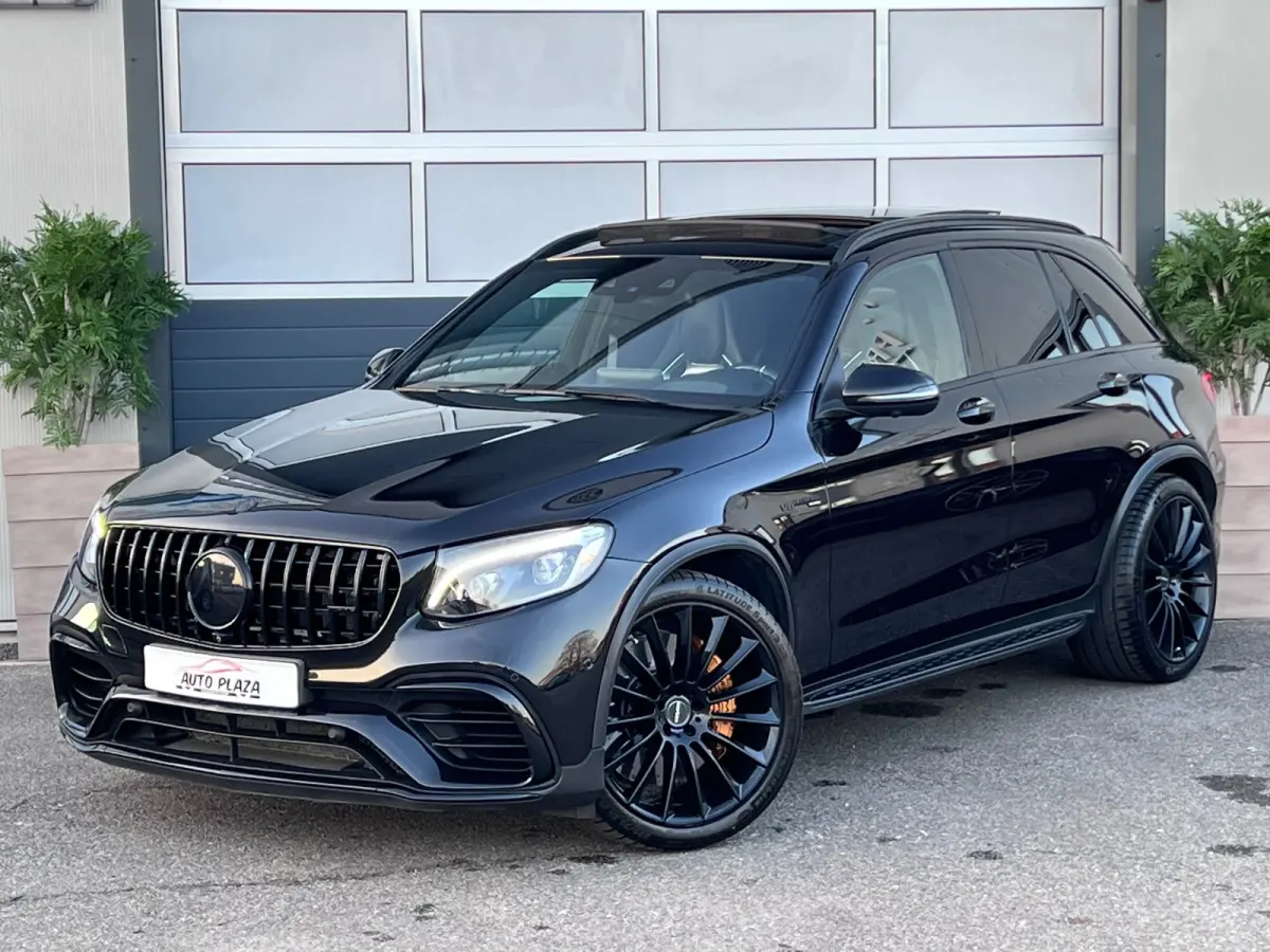 63 AMG S 4MATIC+ / KUIPSTOELEN / KERAMISCH / CARBON / BLACK ON BLACK