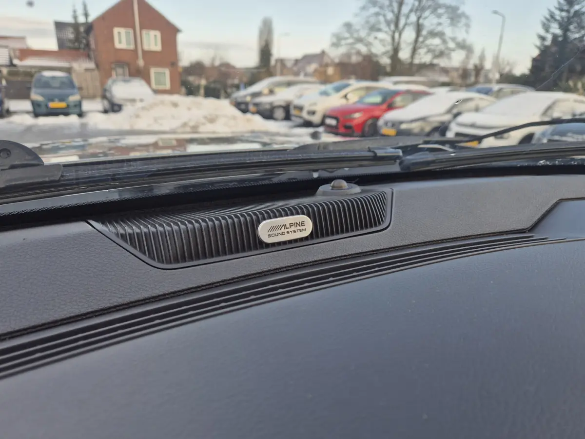 1500 5.7 V8 4x4 Crew Cab Lpg Stoel verwarming-verkoeling Leder Alpine