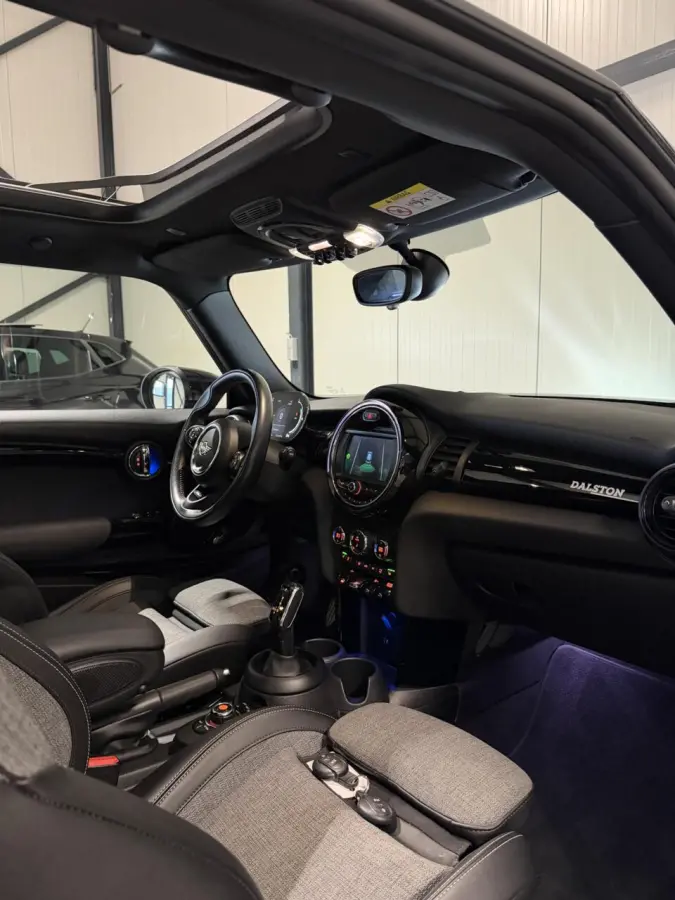 1.5 136PK Dalston edition JCW-pack Pano Carplay