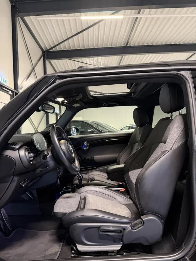 1.5 136PK Dalston edition JCW-pack Pano Carplay