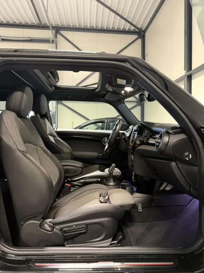 1.5 136PK Dalston edition JCW-pack Pano Carplay