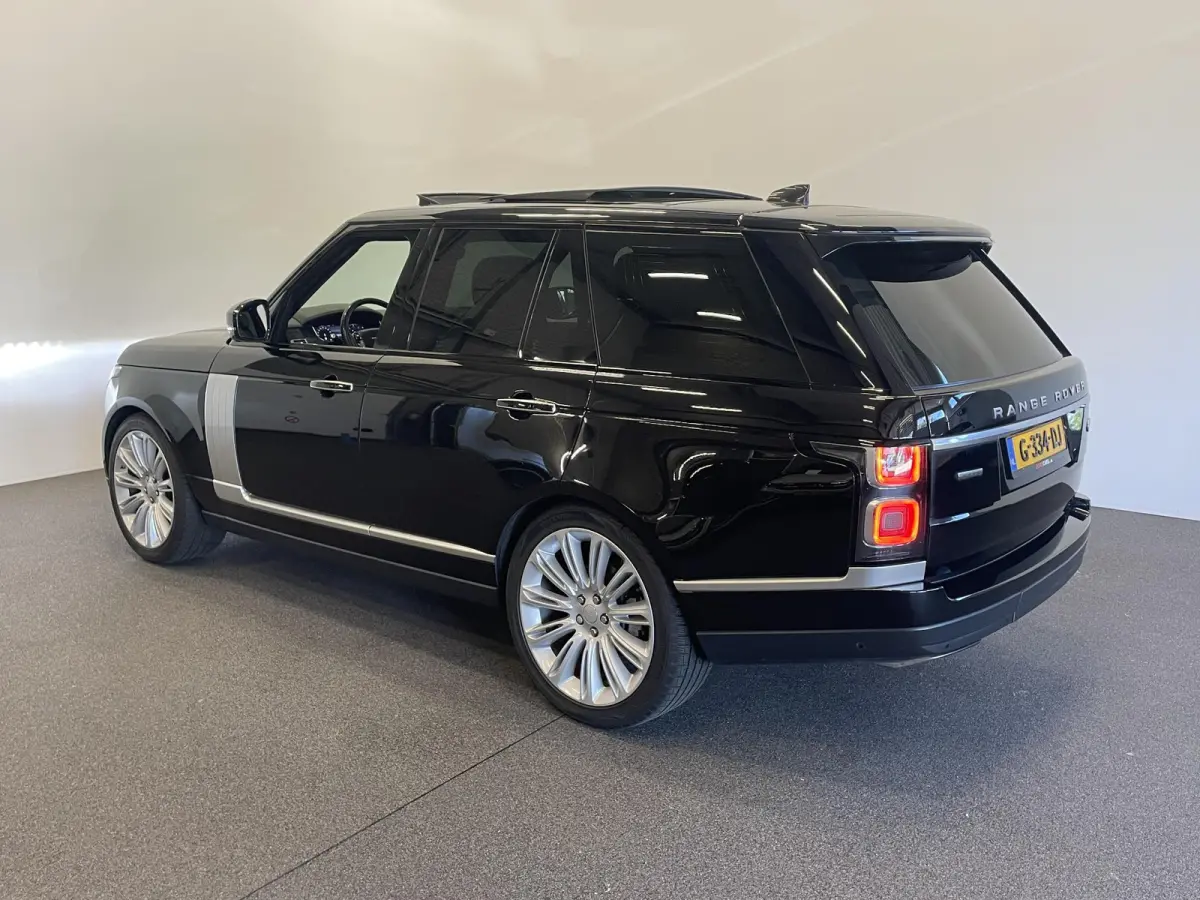 3.0 TDV6 Autobiography Trekhaak Panoramadak Navigatie Apple Carplay/Android Auto Adaptive Cruise Control Camera Parkeersensoren Head-up Display Stoelverwarming en verkoeling Stuurverwarming 