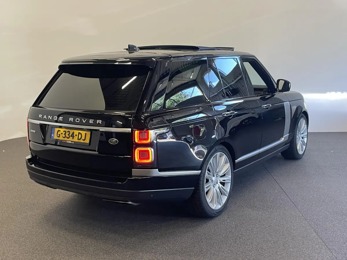 3.0 TDV6 Autobiography Trekhaak Panoramadak Navigatie Apple Carplay/Android Auto Adaptive Cruise Control Camera Parkeersensoren Head-up Display Stoelverwarming en verkoeling Stuurverwarming 
