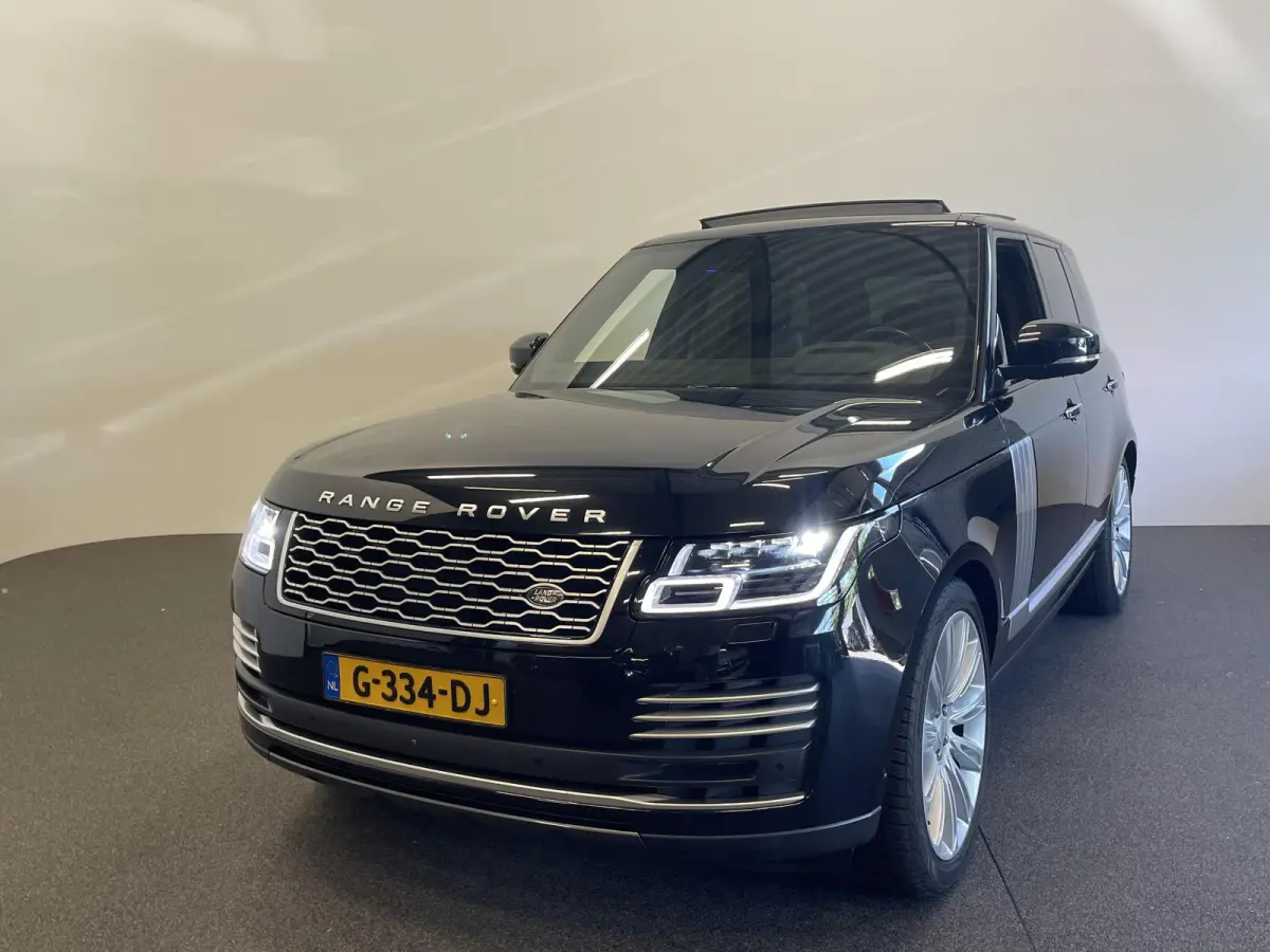 3.0 TDV6 Autobiography Trekhaak Panoramadak Navigatie Apple Carplay/Android Auto Adaptive Cruise Control Camera Parkeersensoren Head-up Display Stoelverwarming en verkoeling Stuurverwarming 