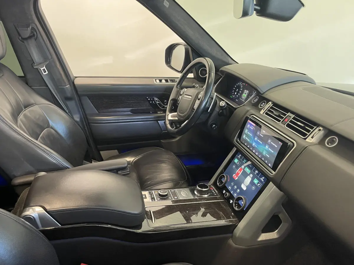 3.0 TDV6 Autobiography Trekhaak Panoramadak Navigatie Apple Carplay/Android Auto Adaptive Cruise Control Camera Parkeersensoren Head-up Display Stoelverwarming en verkoeling Stuurverwarming 