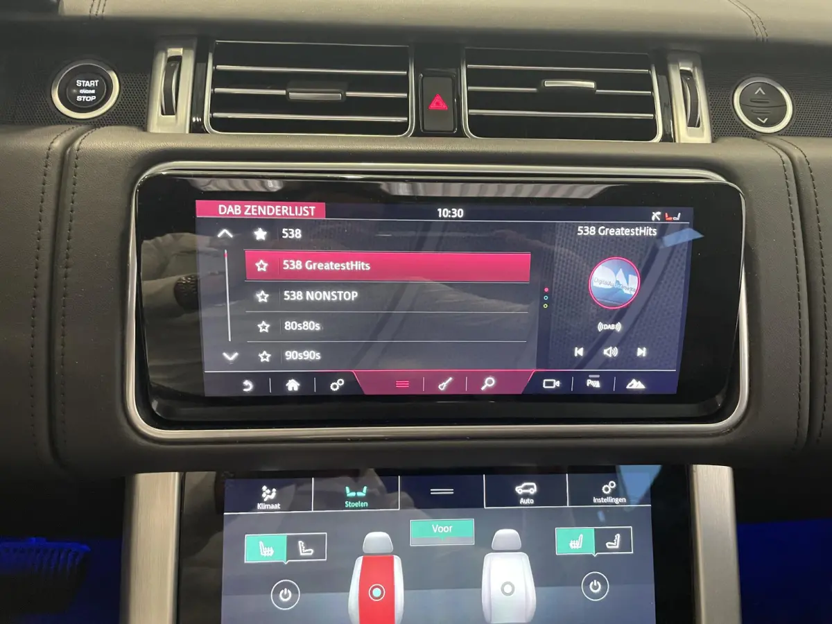 3.0 TDV6 Autobiography Trekhaak Panoramadak Navigatie Apple Carplay/Android Auto Adaptive Cruise Control Camera Parkeersensoren Head-up Display Stoelverwarming en verkoeling Stuurverwarming 