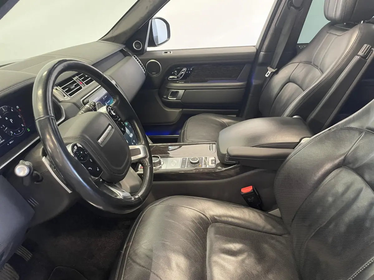 3.0 TDV6 Autobiography Trekhaak Panoramadak Navigatie Apple Carplay/Android Auto Adaptive Cruise Control Camera Parkeersensoren Head-up Display Stoelverwarming en verkoeling Stuurverwarming 