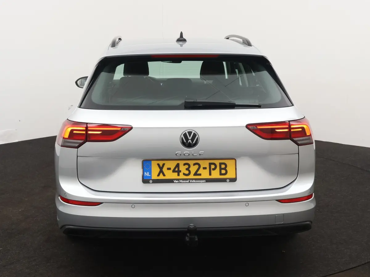 1.5 TSI Life Business 131 PK | Navigatie | Apple Carplay | Trekhaak | Ergo-Active Bestuurdersstoel | Adaptive Cruise Control | Parkeersensoren | Sfeerverlichting |