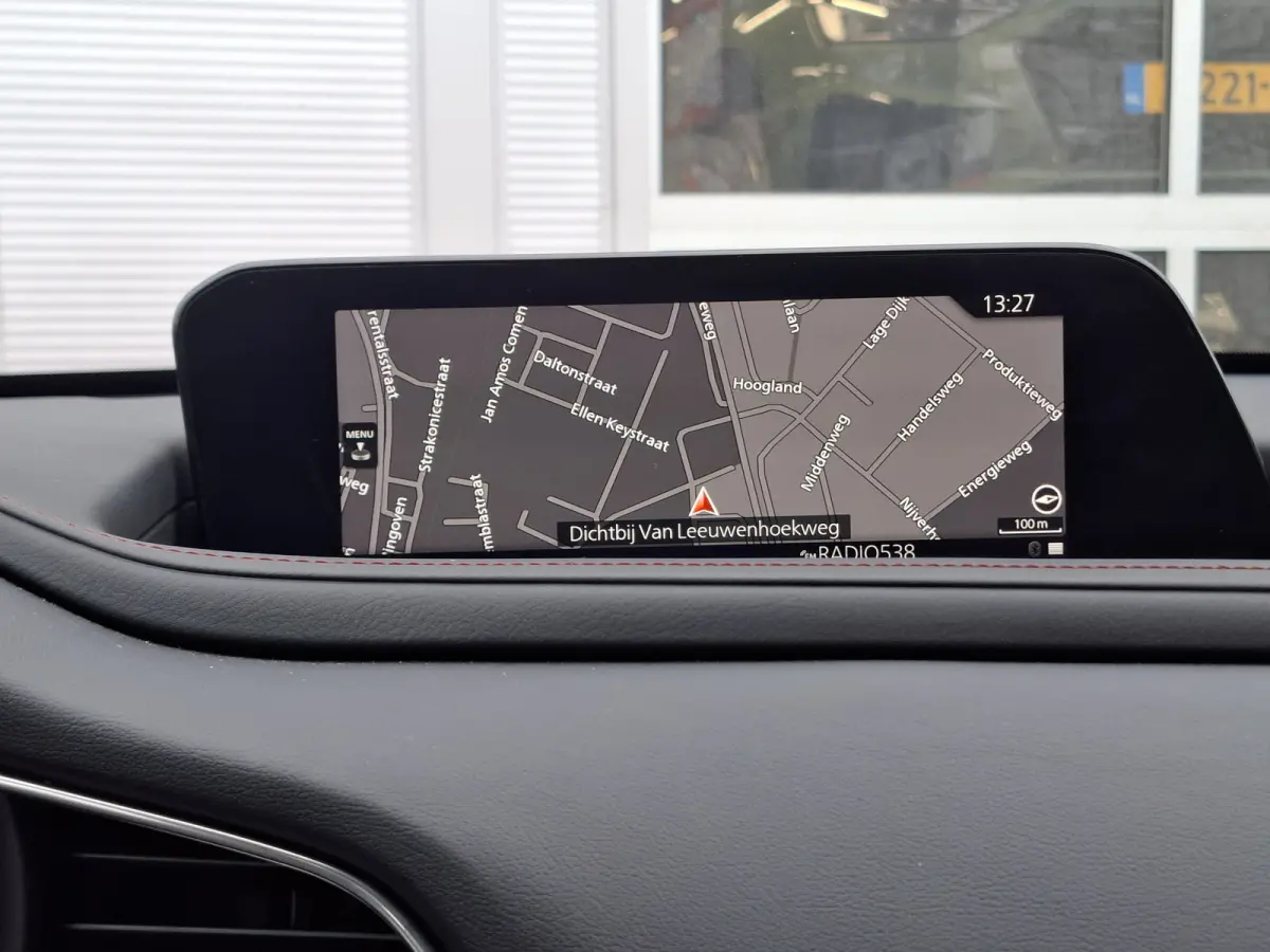 2.0 e-SkyActiv-G M Hybrid Homura | Navigatie/Android/Apple Carplay | Achteruitrij Camera | Voorstoelen Verwarmd | Head-up display | Voorstoelen verwarmd | Cruise Control Adaptief | LM Velgen