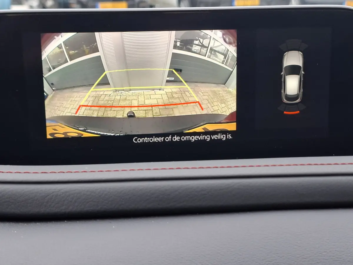 2.0 e-SkyActiv-G M Hybrid Homura | Navigatie/Android/Apple Carplay | Achteruitrij Camera | Voorstoelen Verwarmd | Head-up display | Voorstoelen verwarmd | Cruise Control Adaptief | LM Velgen