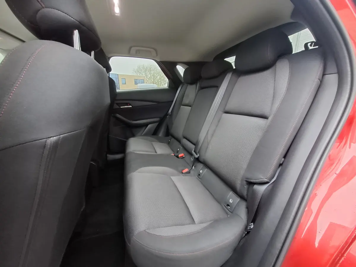 2.0 e-SkyActiv-G M Hybrid Homura | Navigatie/Android/Apple Carplay | Achteruitrij Camera | Voorstoelen Verwarmd | Head-up display | Voorstoelen verwarmd | Cruise Control Adaptief | LM Velgen
