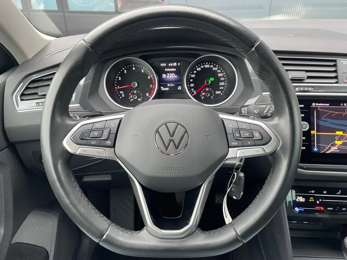 1.5 TSI Life NL.Auto/Trekhaak/Facelift/150Pk/Carplay/Adaptive Cruise/Full Led/1Ste Eigenaar/Dealer onderhouden