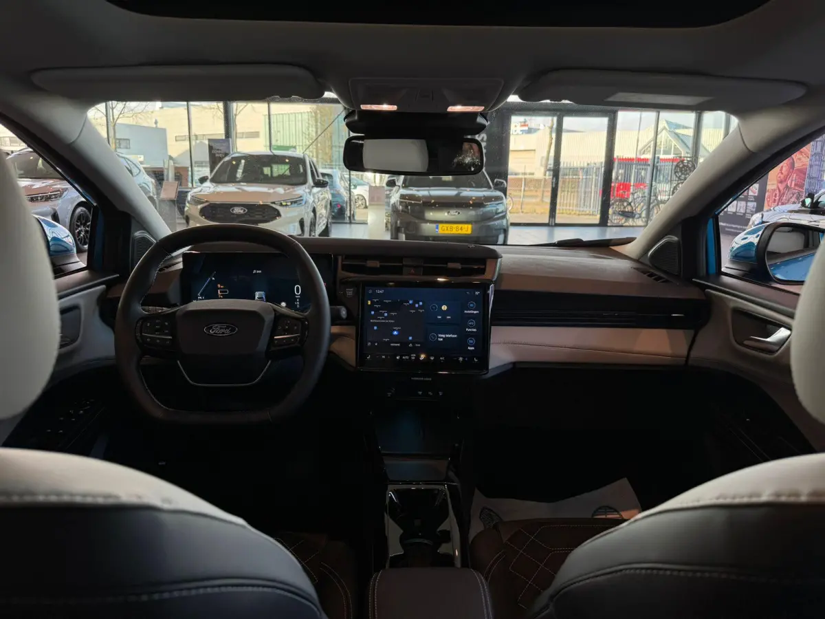 Premium | VOORRAAD! | Driverpack | Winterpack | Pano | 43,6 kWh |