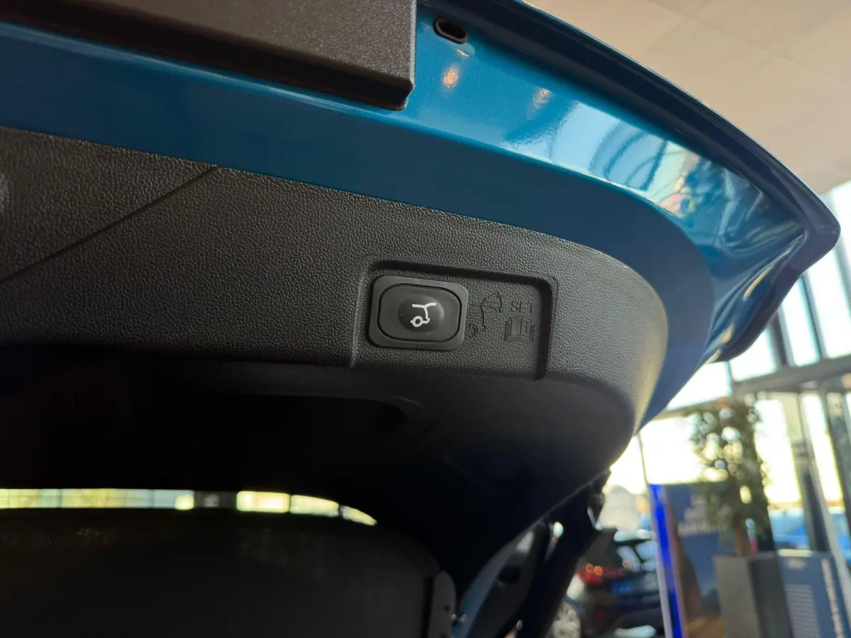 Premium | VOORRAAD! | Driverpack | Winterpack | Pano | 43,6 kWh |