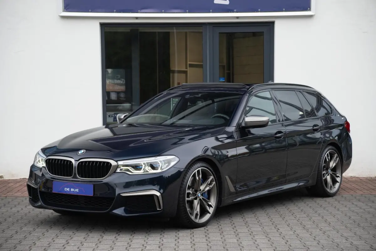 G31 M550d xDrive M-Sport|High Executive|2e Eig|Individual Edition|Trekhaak|4W sturing|Panoramadak|Head Up|Dealer Onderhouden