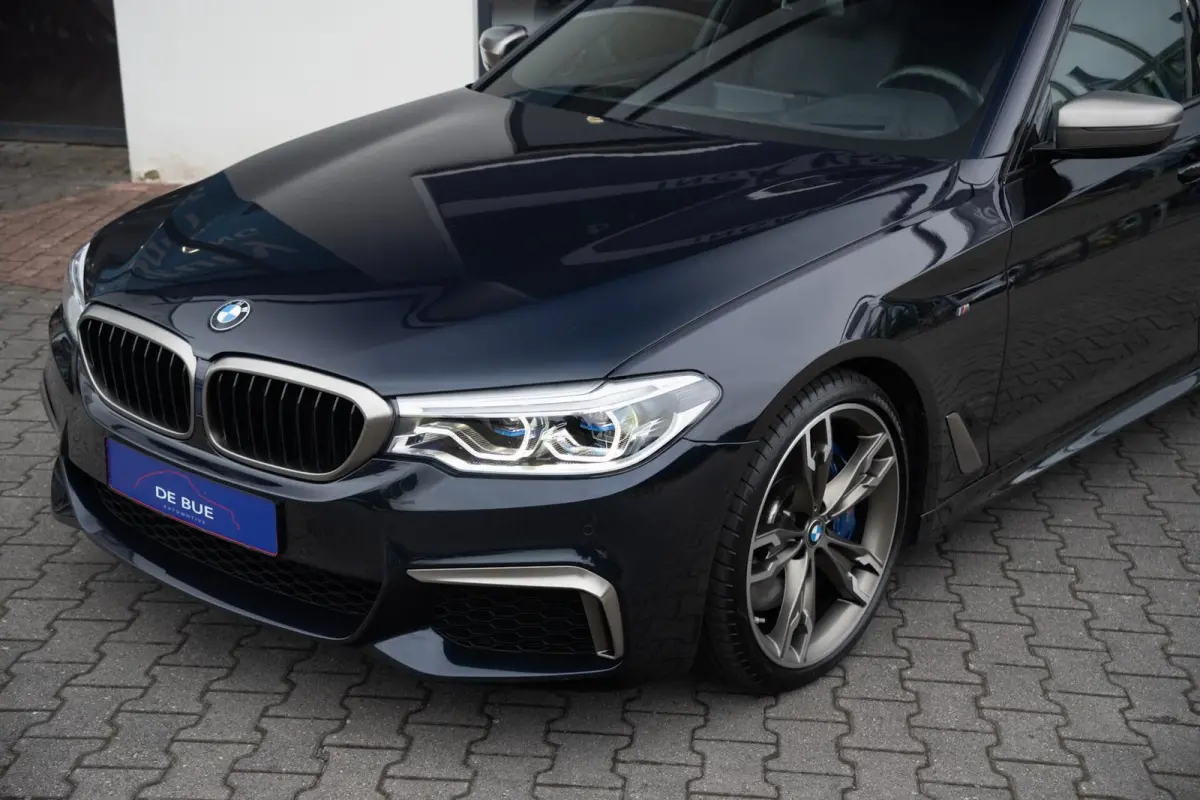 G31 M550d xDrive M-Sport|High Executive|2e Eig|Individual Edition|Trekhaak|4W sturing|Panoramadak|Head Up|Dealer Onderhouden