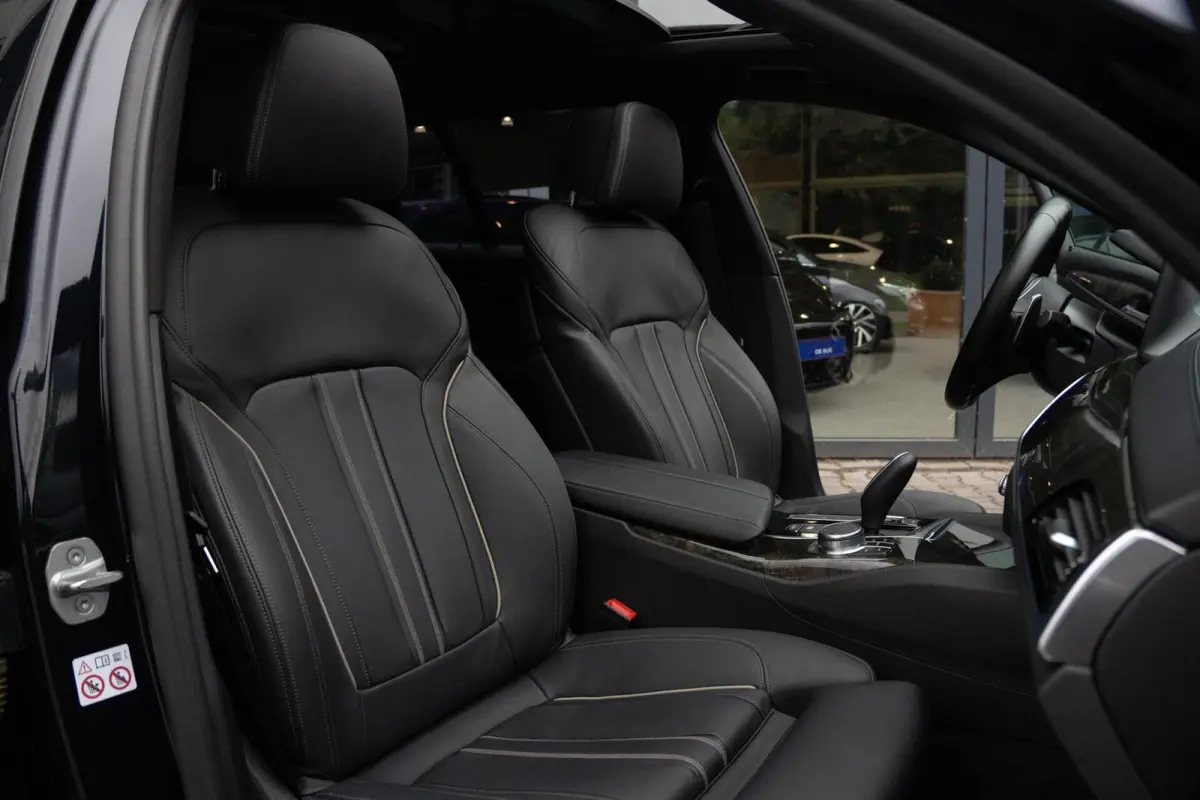 G31 M550d xDrive M-Sport|High Executive|2e Eig|Individual Edition|Trekhaak|4W sturing|Panoramadak|Head Up|Dealer Onderhouden