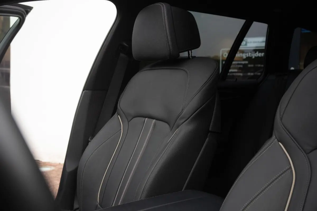 G31 M550d xDrive M-Sport|High Executive|2e Eig|Individual Edition|Trekhaak|4W sturing|Panoramadak|Head Up|Dealer Onderhouden