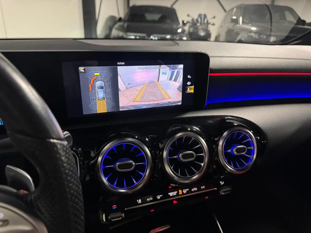 AMG 35 4MATIC Edition 1 PANO KEYLESS CAM