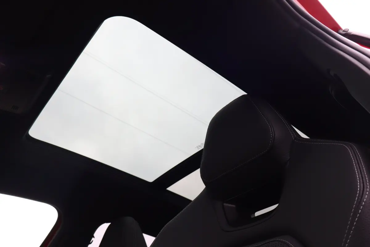 Sportline Business 204PK | Achteruitrijcamera | Crew Protect Assist | Cruise control met speedlimiter