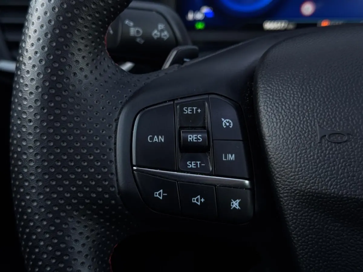 1.0 EB ST-Line M23 FULL PANO NAVI PDC ELEK PAKKET SPORTVELGEN