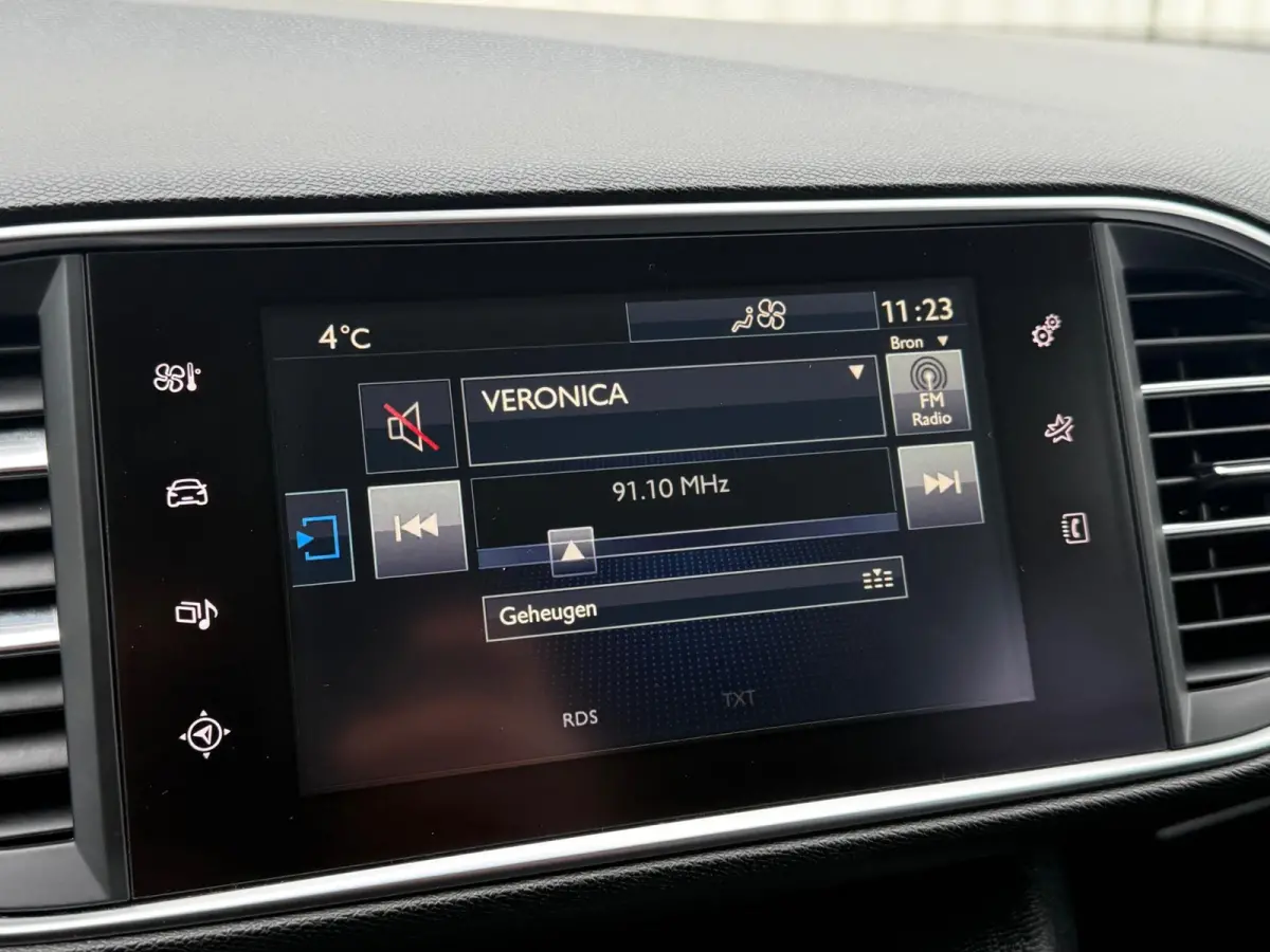 1.2 PureTech Allure Distributie vv,1e Eigenaar,Climate,Cruise,Navi,PDC,LMV,Apk tot 29-06-2026!