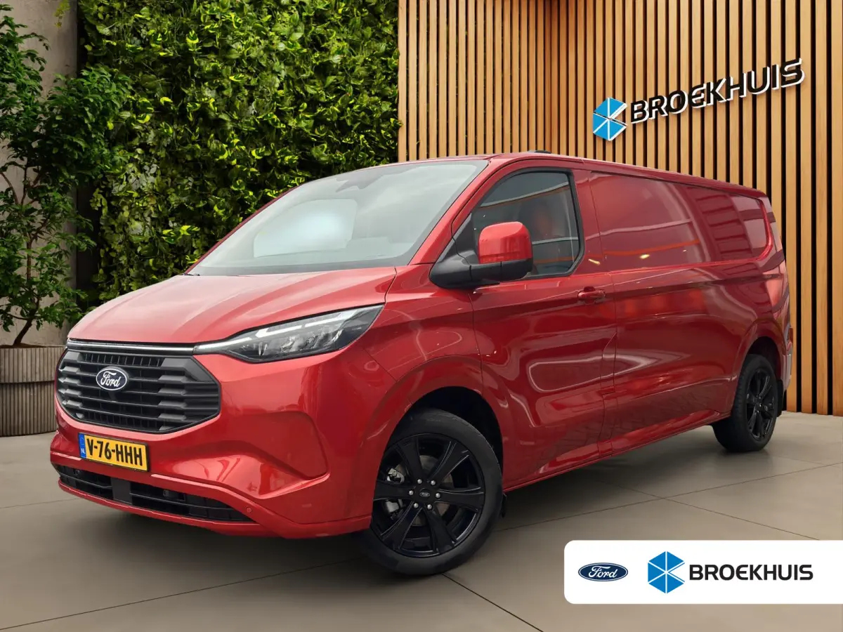 320 2.5 Plug in Hybrid L2H1 Limited | 19'inch LM | Trekhaak inklapbaar | Achteruitrijcamera | Achteruitrijcamera | Airco (automatisch) | Apple Carplay/Android Auto|telefoonintegratie premium