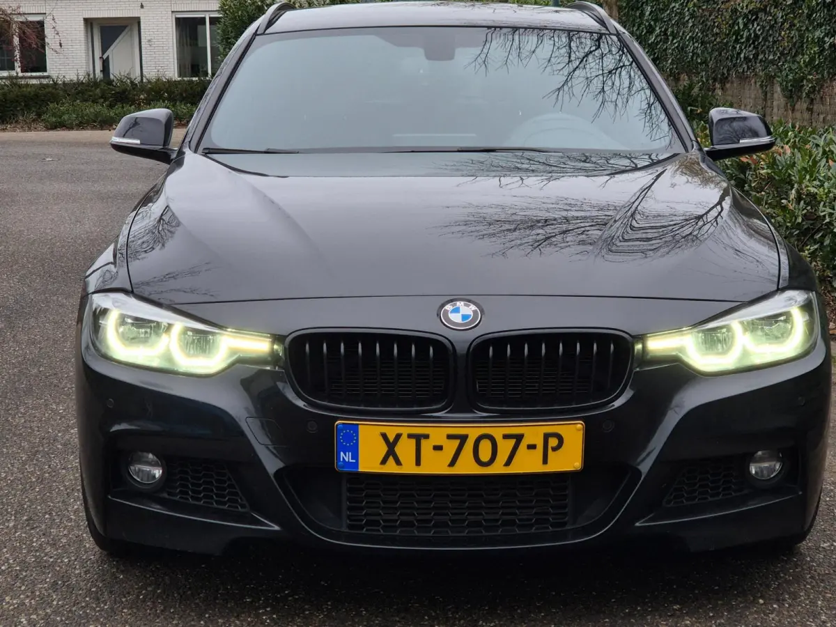 F31 M Sport Apple CarPlay 6WB virtual dash Breedset NAP NL 318i M Sport Edition